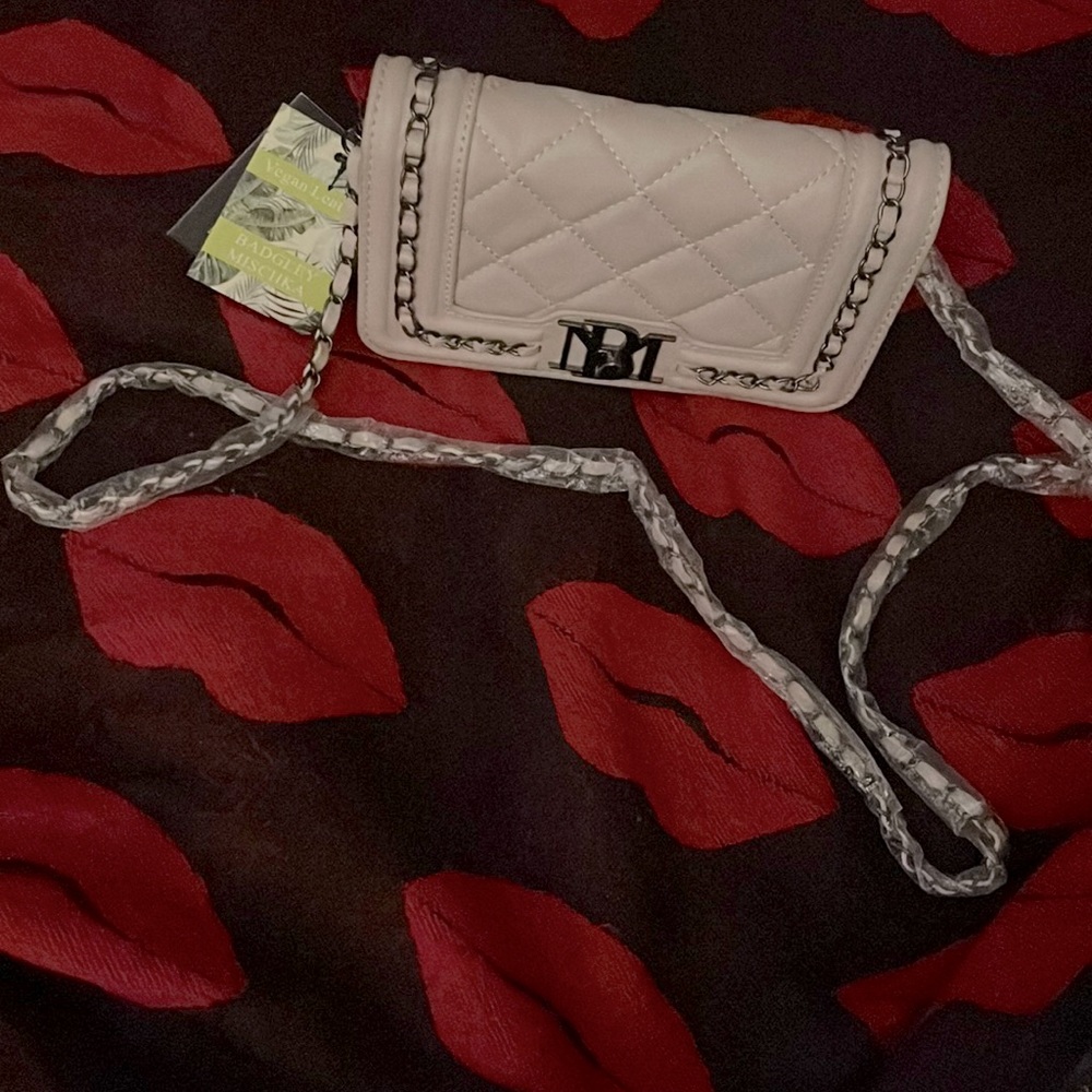 Badgley Mischka White Quilted Crossbody with Chain Strap